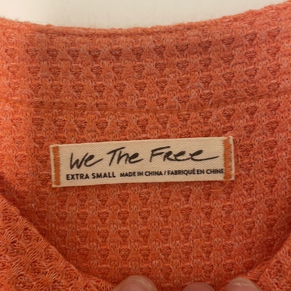 Free people waffle knit top. Never worn - Picture 3 of 4
